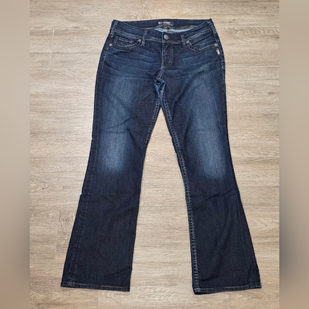 Silver Suki 17" Boot Cut Stretch Jeans 32 Waist 31 Inseam